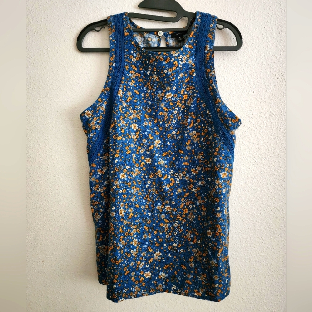 NWTs Ann Taylor Floral Tanktop Sz Medium Tall